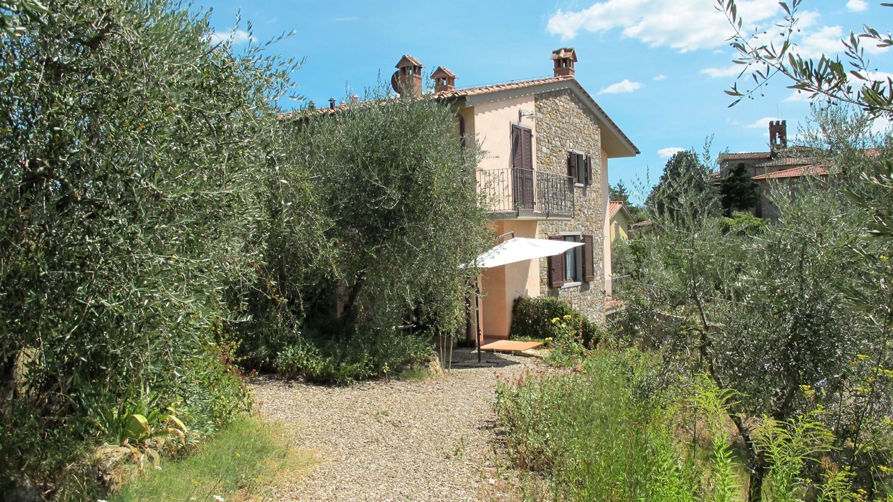 Photo of Others in Rietine