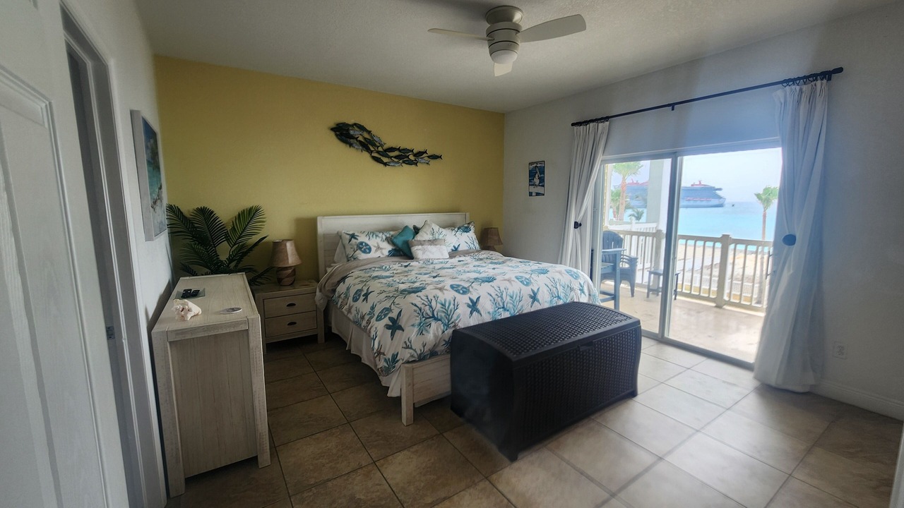 Photo of Bedroom in Alice Town