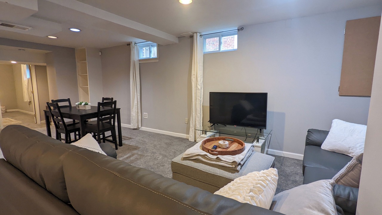 Photo of Livingroom in College Park