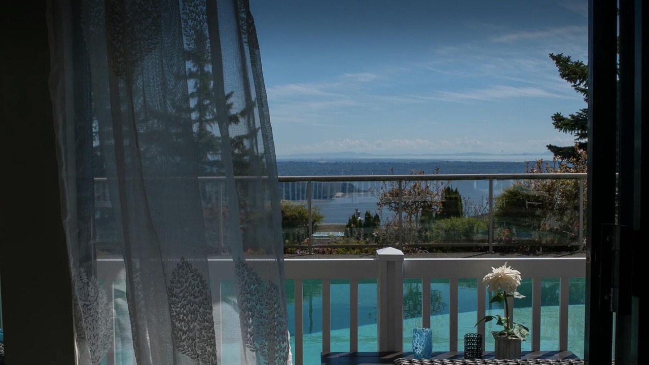 Photo of Others in West Vancouver