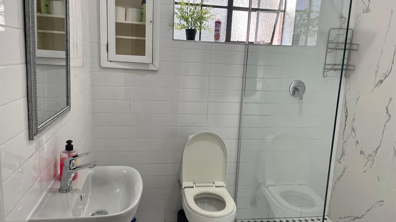 Photo of Bathroom in Greater Johannesburg Metropolitan Area