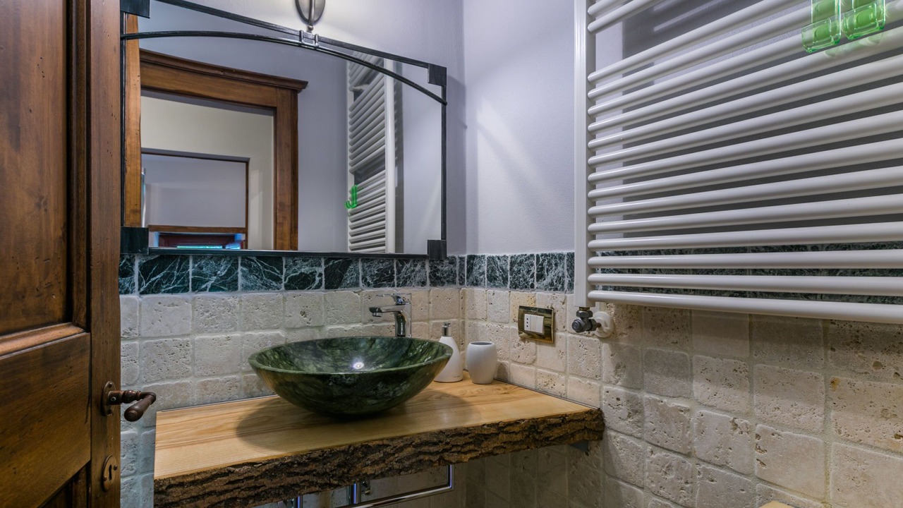 Photo of Bathroom in Gaiole in Chianti