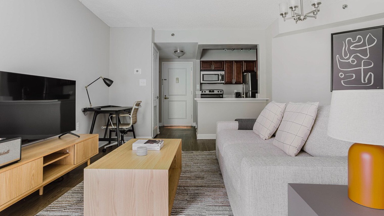 Photo of Livingroom in Connecticut Ave - K Street