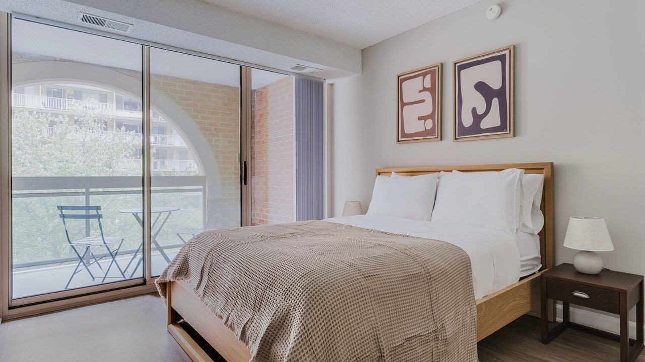 Photo of Bedroom in Connecticut Ave - K Street