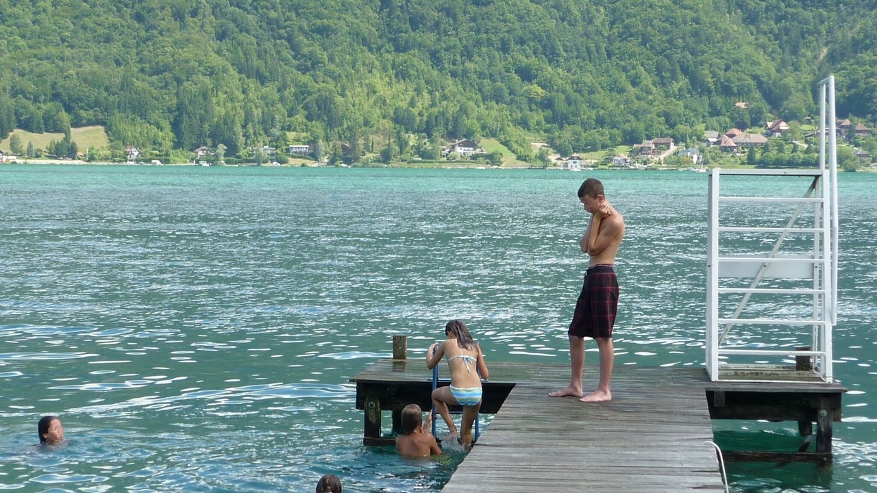 Photo of Others in Bredannaz