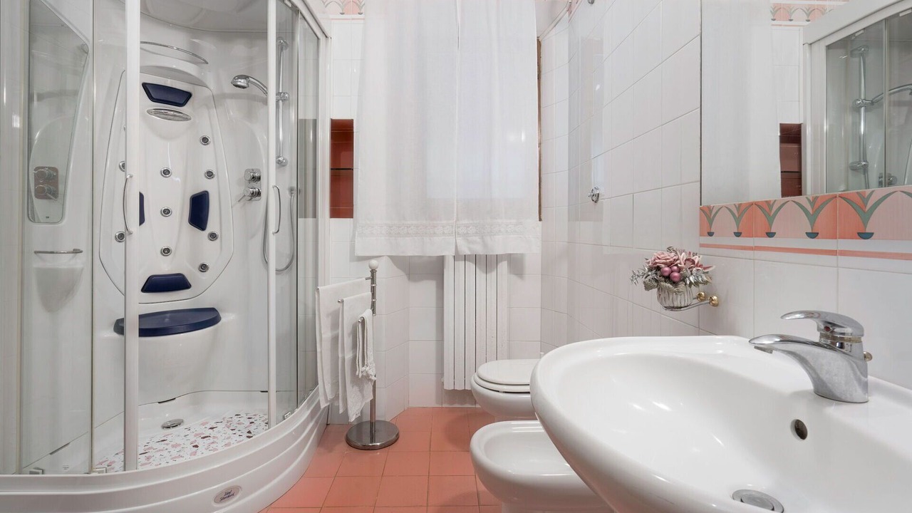 Photo of Bathroom in Monteriggioni