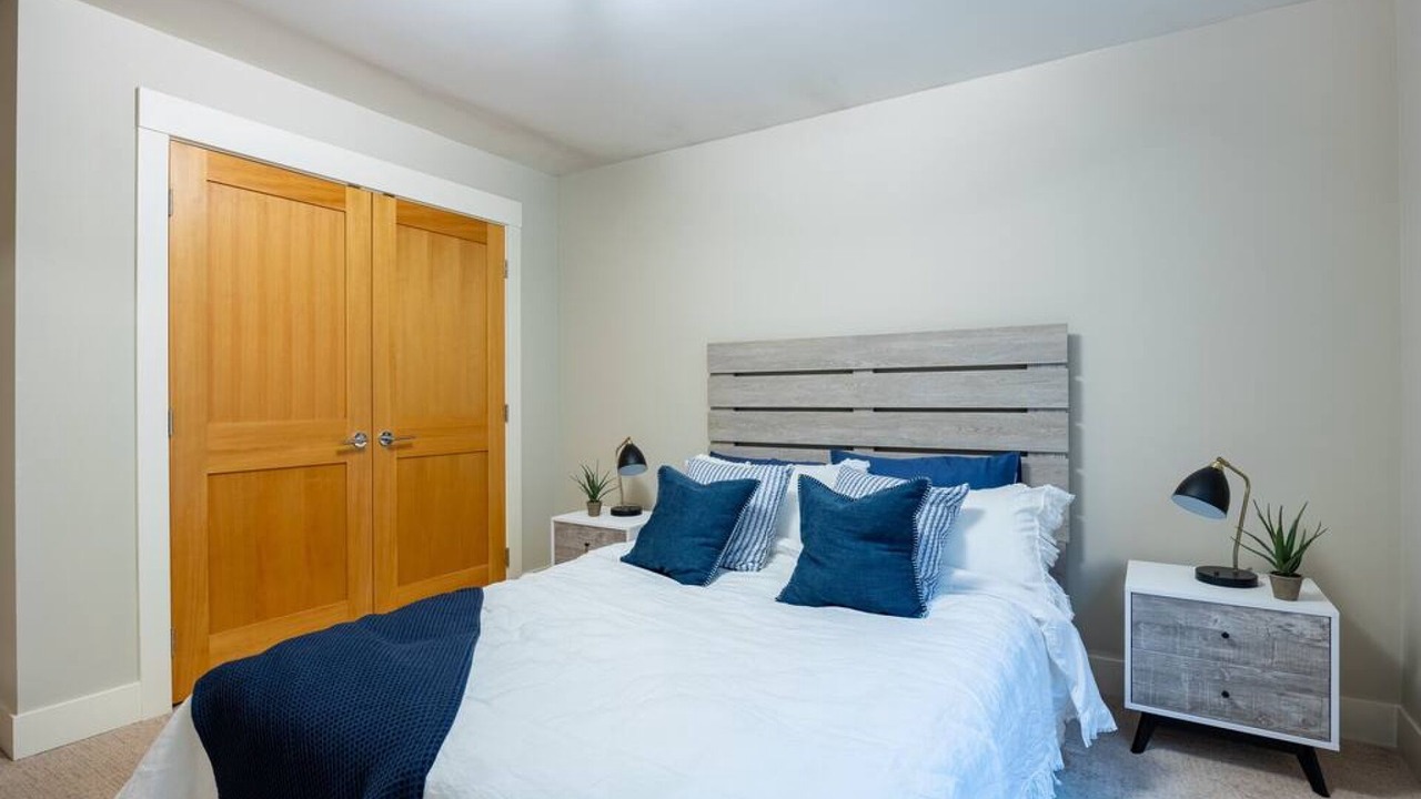 Photo of Bedroom in Canyon Heights