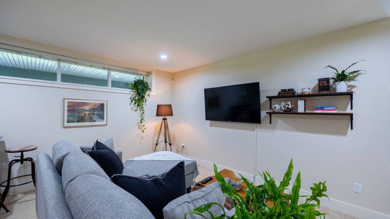 Photo of Livingroom in Canyon Heights