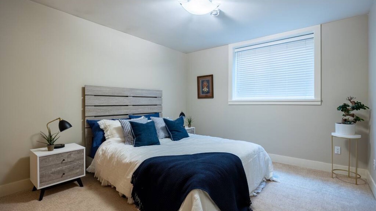Photo of Bedroom in Canyon Heights