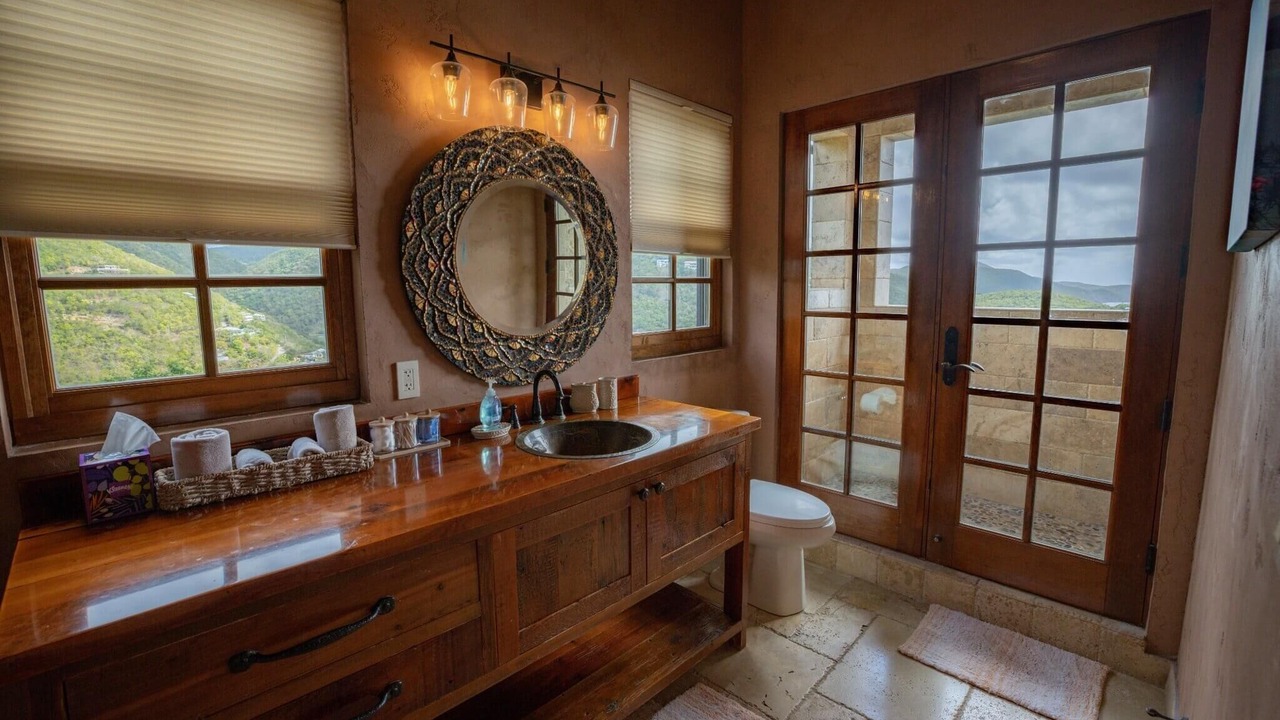 Photo of Bedroom in Point Rendezvous