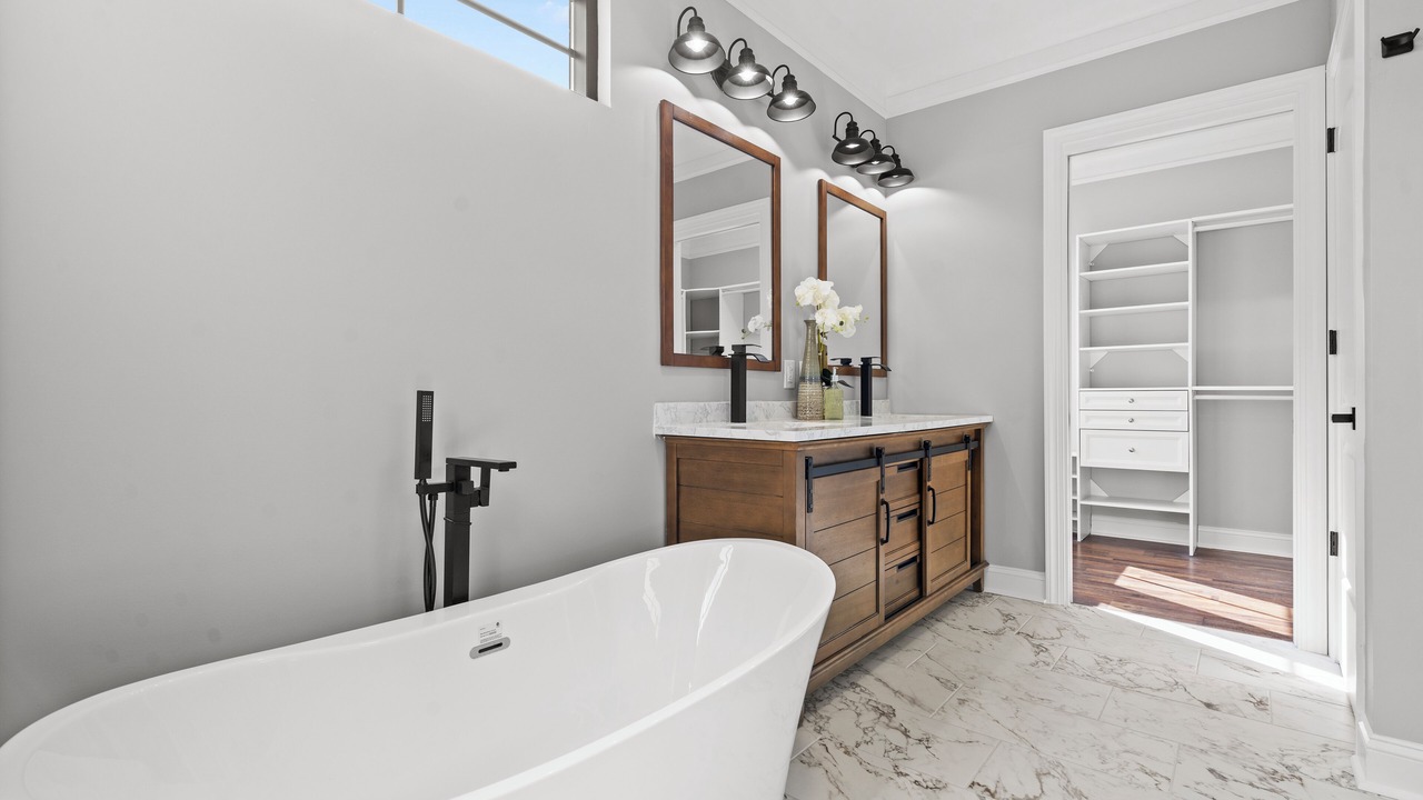 Photo of Bathroom in Plaza Midwood