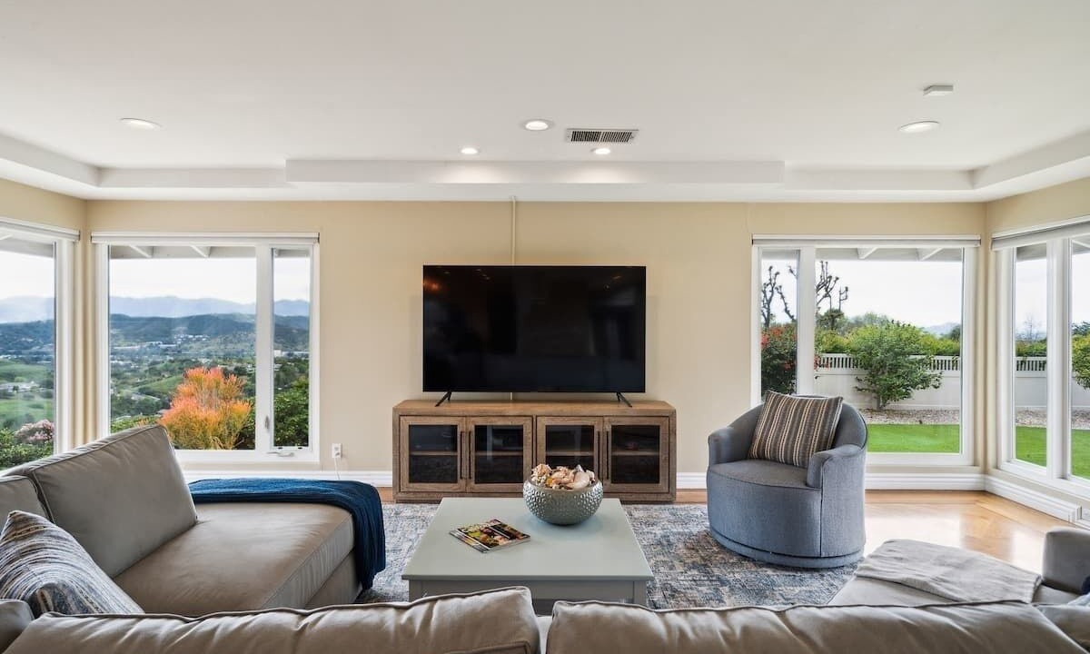 Photo of Bedroom in Thousand Oaks