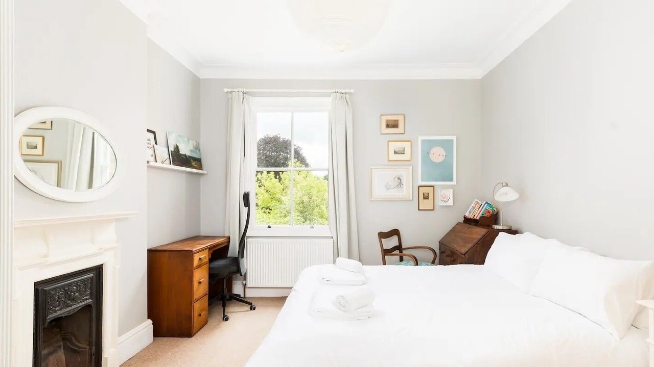 Photo of Bedroom in Leamington Spa