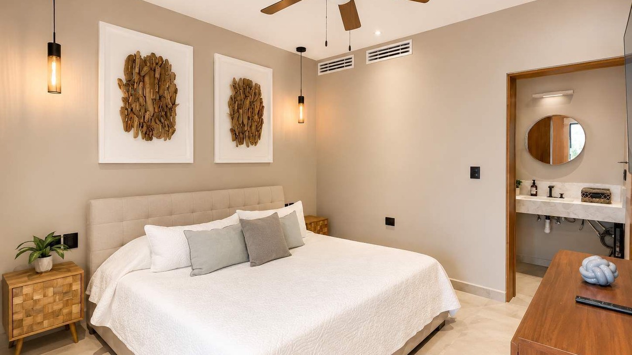 Photo of Bedroom in Salinas