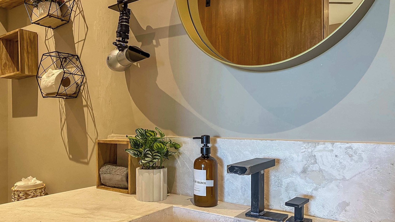 Photo of Bathroom in Salinas