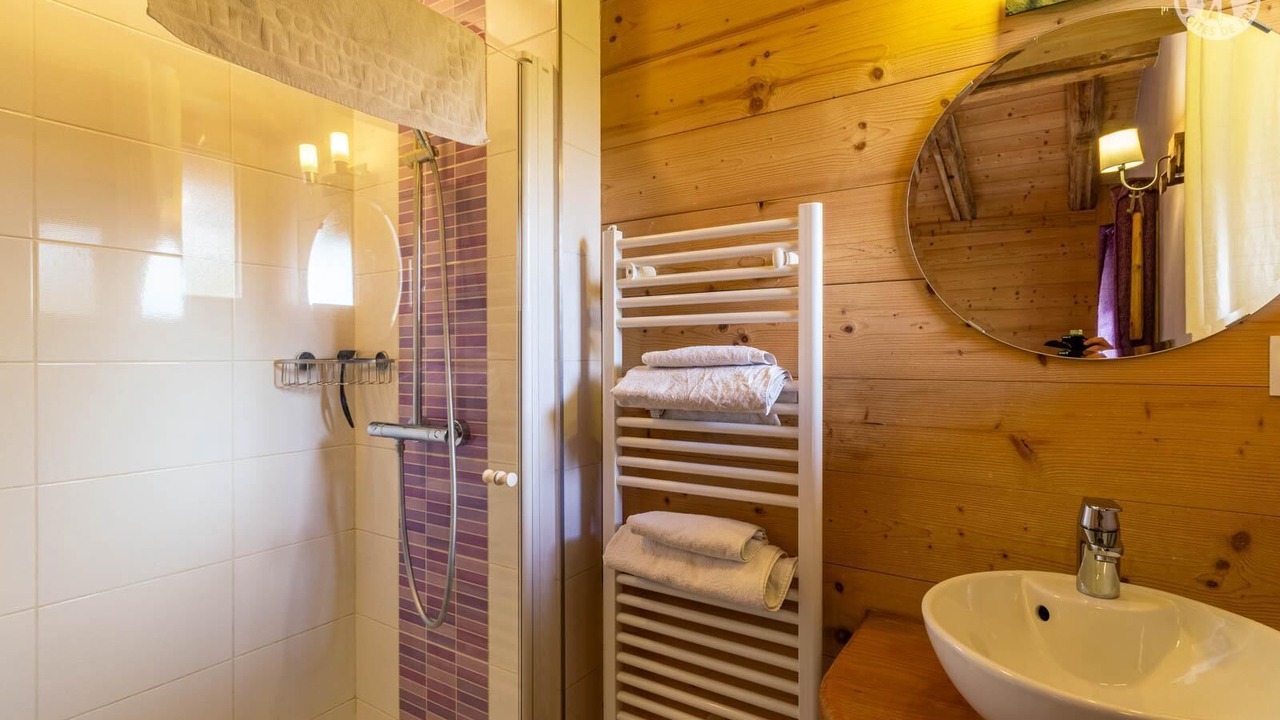 Photo of Bathroom in Hauteluce