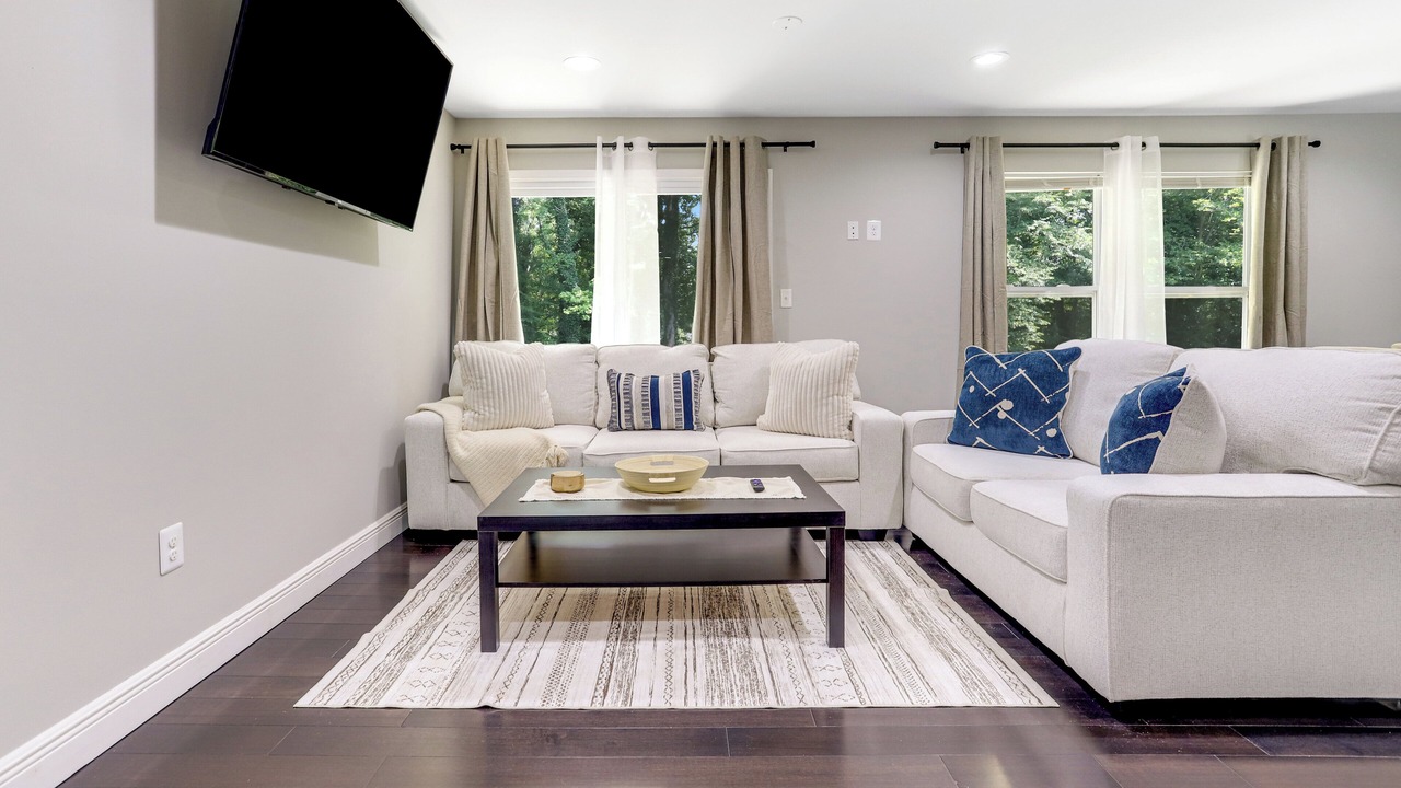 Photo of Livingroom in Camp Springs
