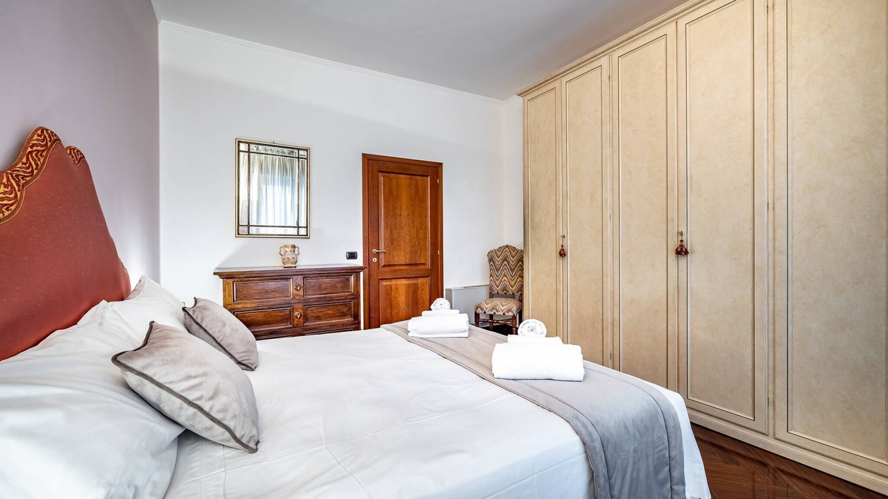 Photo of Bedroom in Lungarno del Tempio