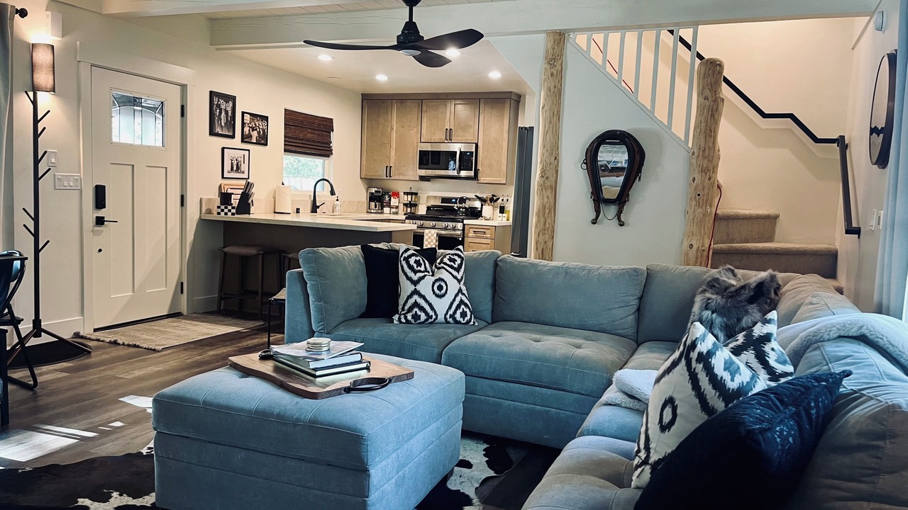 Photo of Livingroom in Y Area