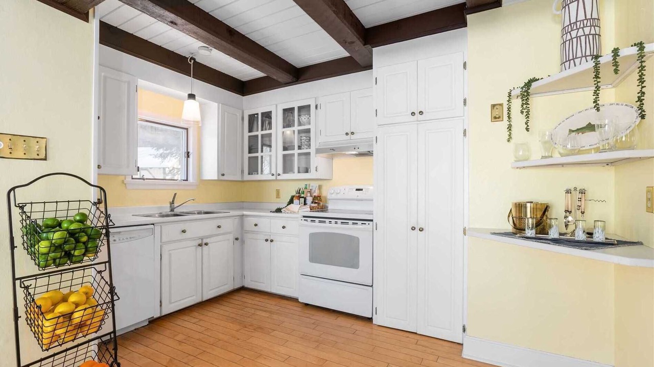 Photo of Kitchen in Ryerson