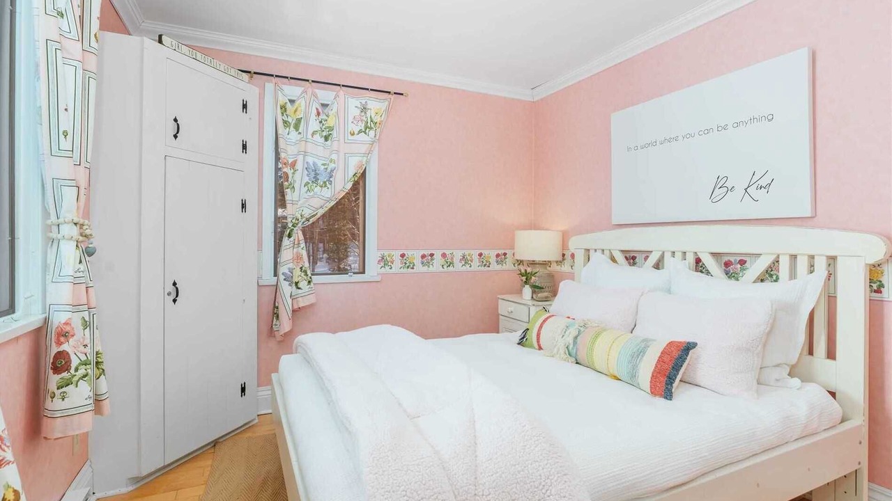 Photo of Bedroom in Ryerson