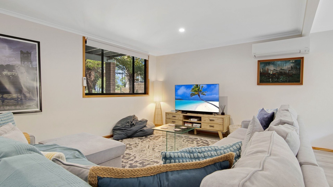 Photo of Livingroom in Long Beach