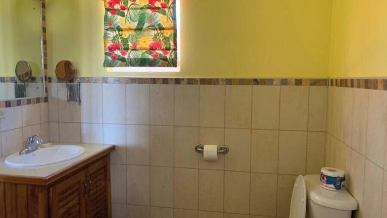 Photo of Bathroom in Lambeau