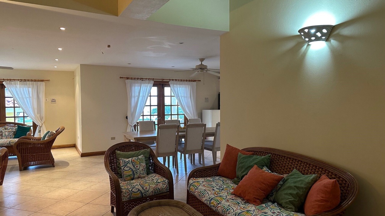 Photo of Livingroom in Lambeau