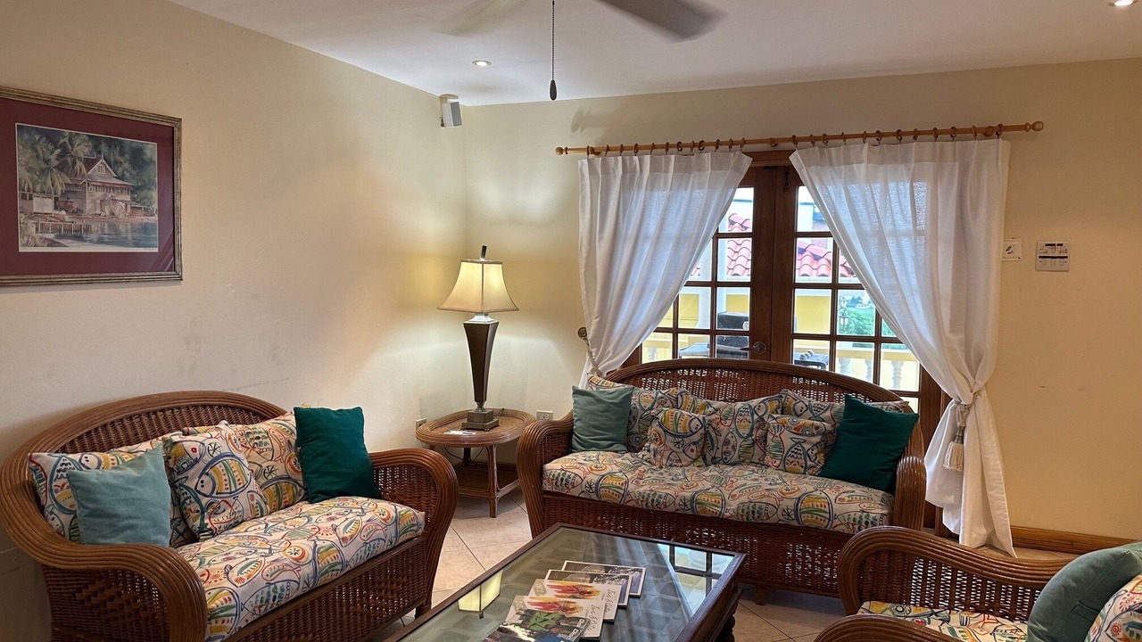 Photo of Livingroom in Lambeau