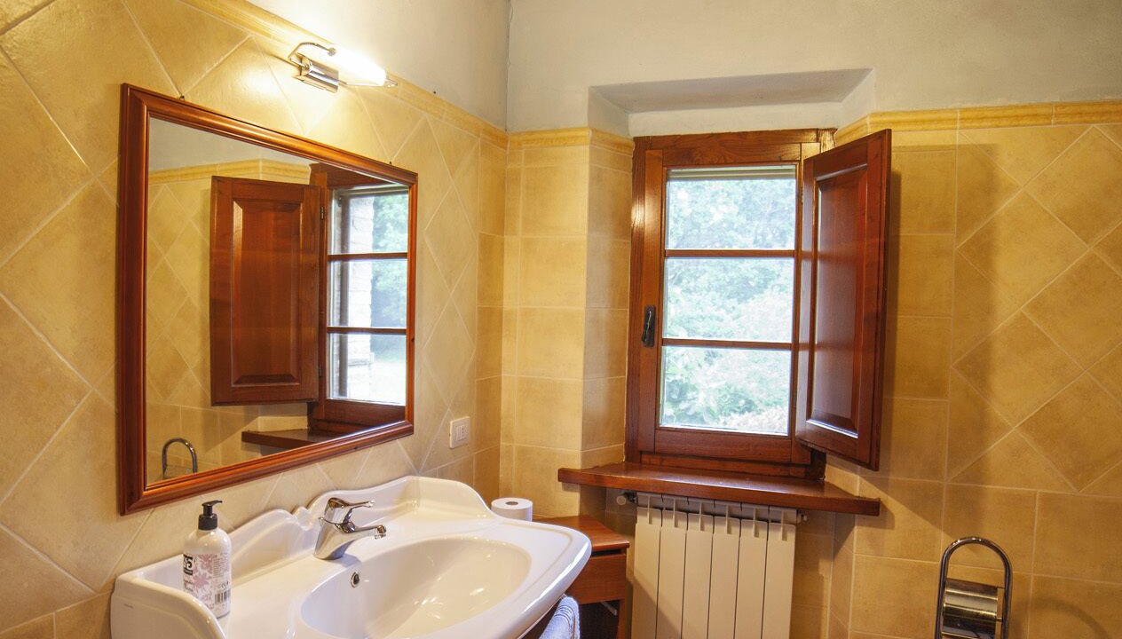 Photo of Bathroom in Radicondoli