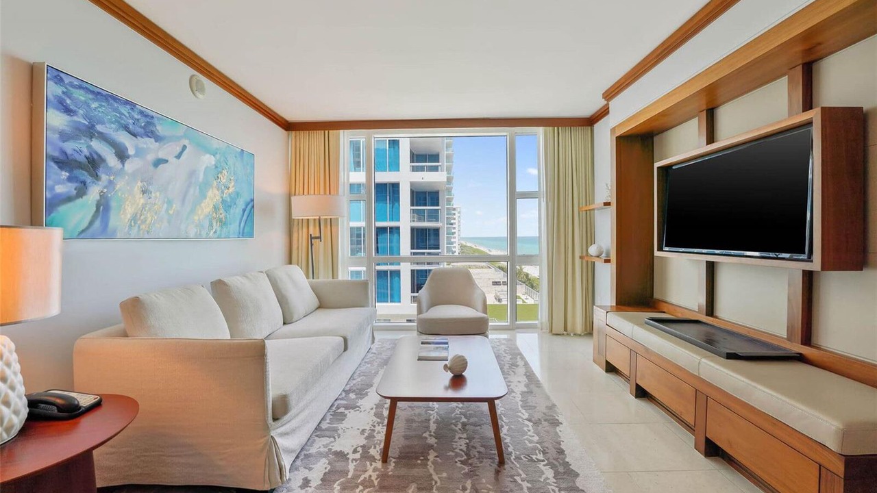 Photo of Livingroom in North Beach