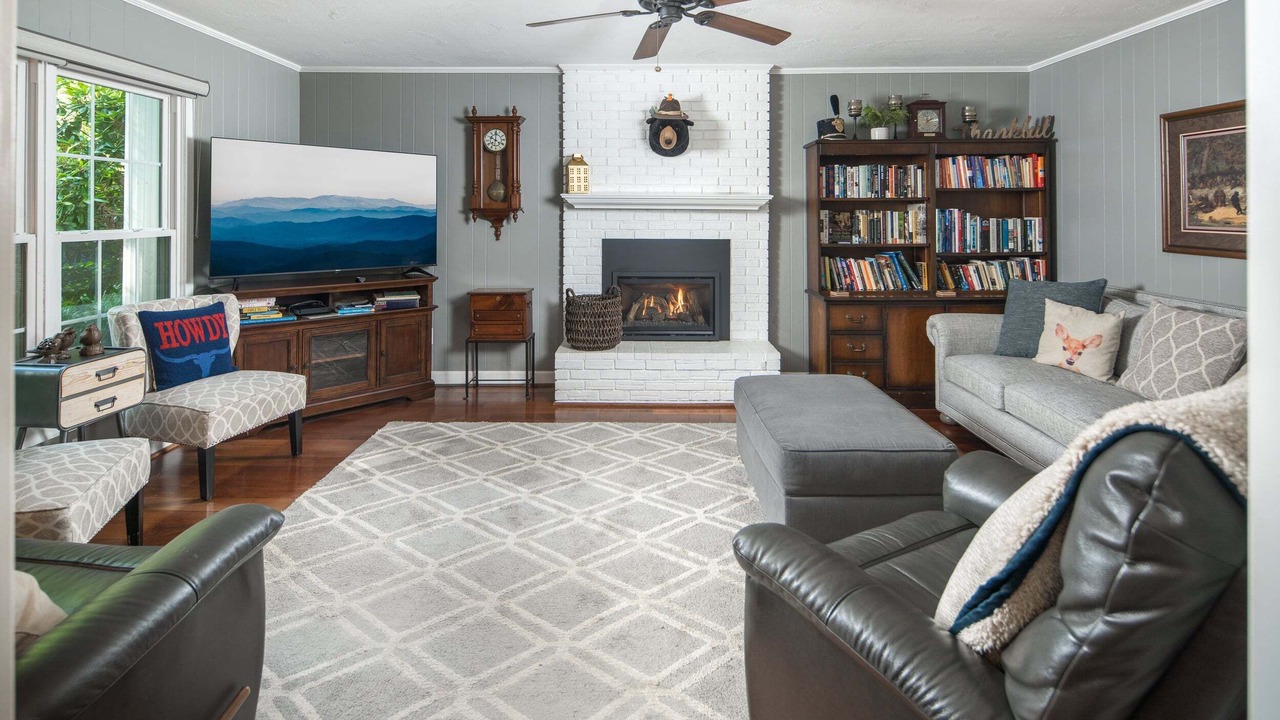 Photo of Livingroom in Wilkesboro
