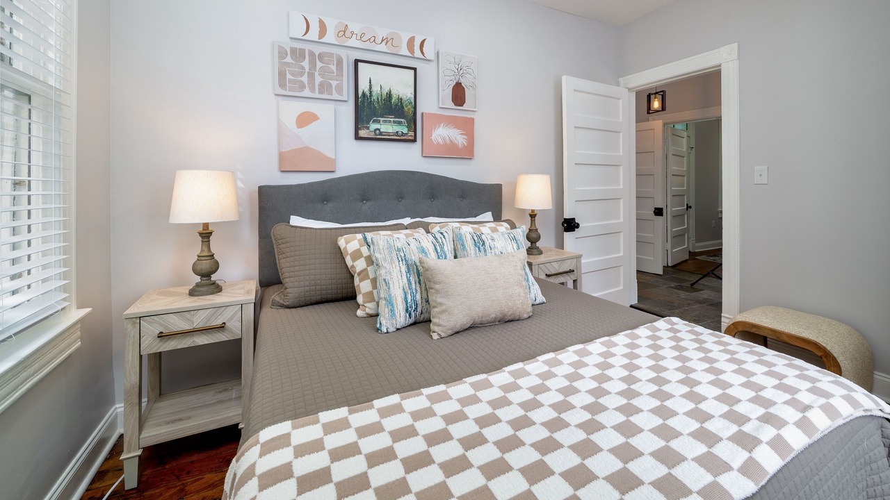 Photo of Bedroom in Westside