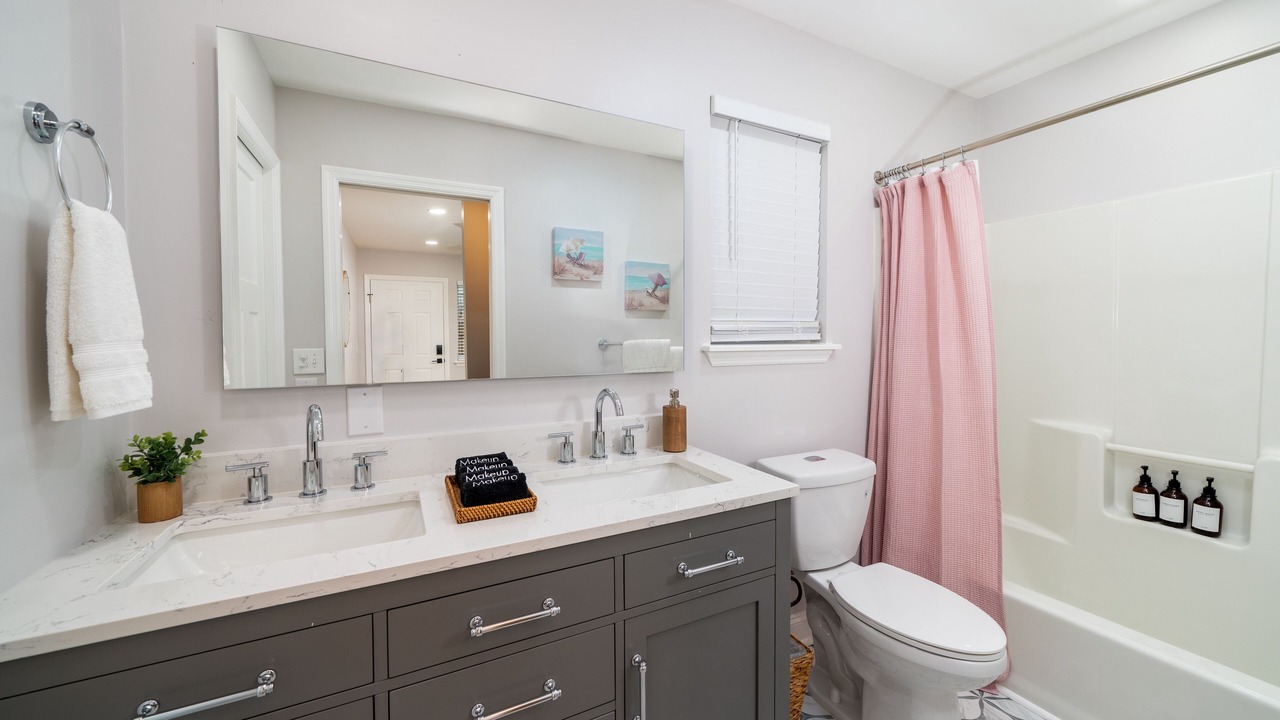 Photo of Bathroom in Westside