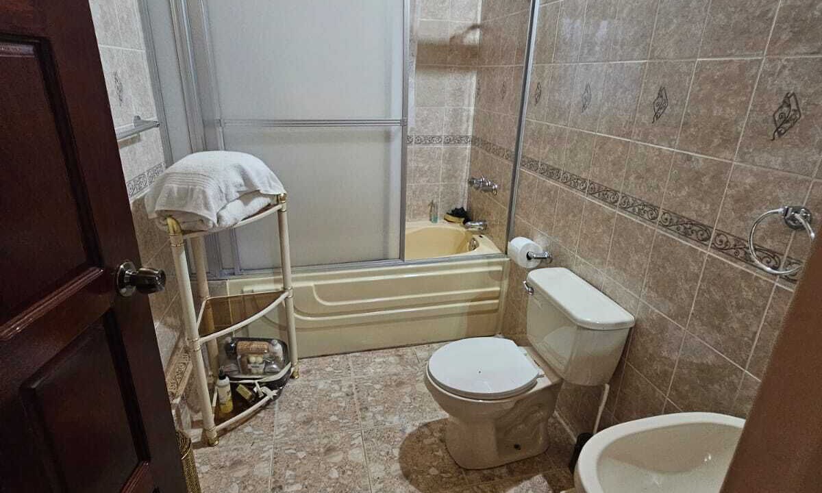 Photo of Bathroom in Porus