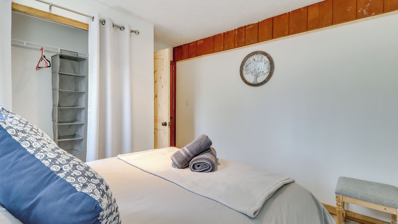 Photo of Bedroom in Tobyhanna