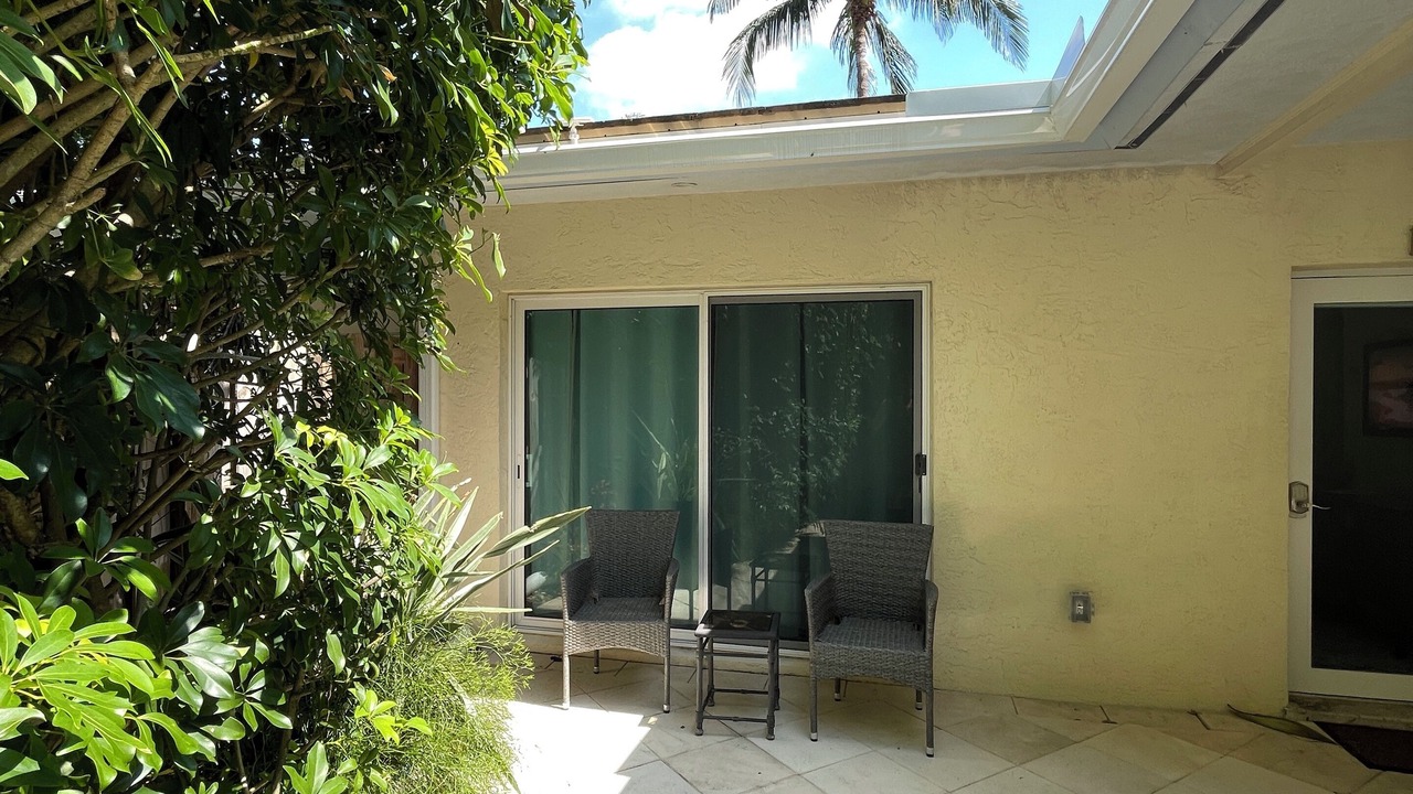Photo of Patio Balcony in East Fort Lauderdale