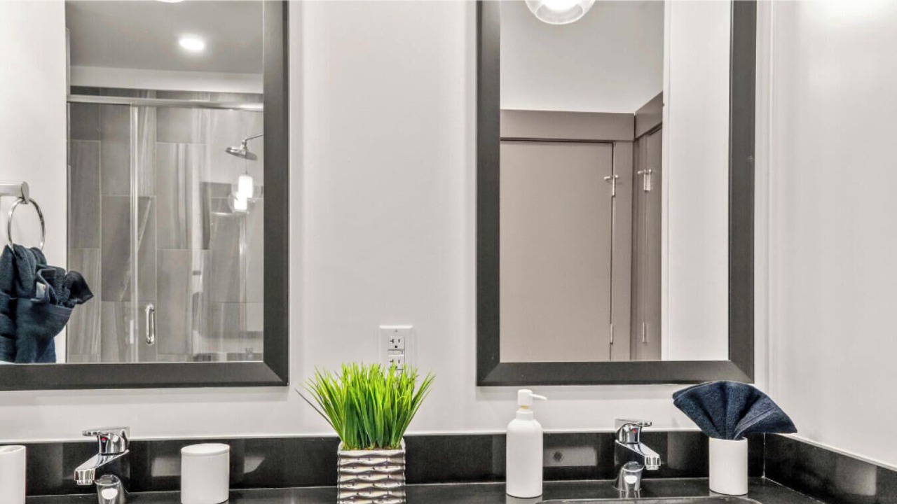 Photo of Bathroom in Second Ward