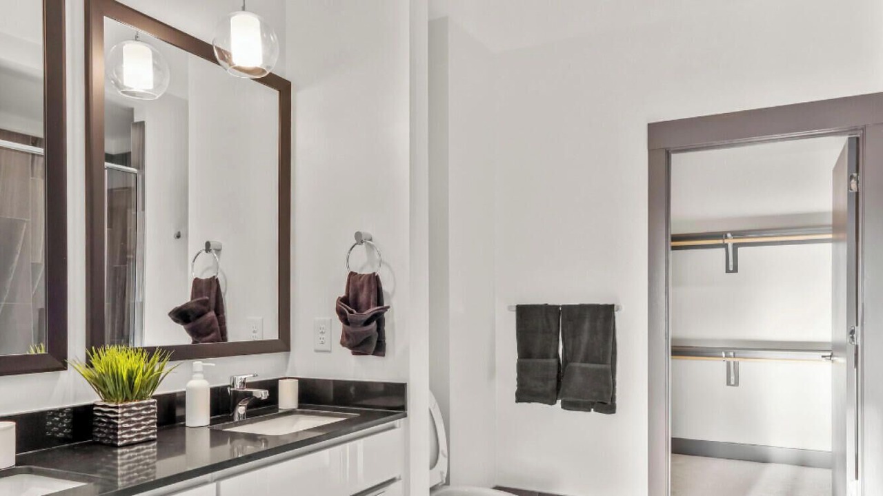 Photo of Bathroom in Second Ward