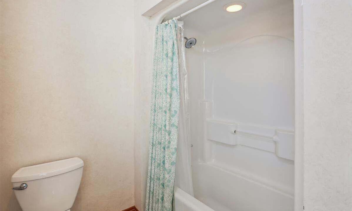 Photo of Bathroom in Monteray Shores