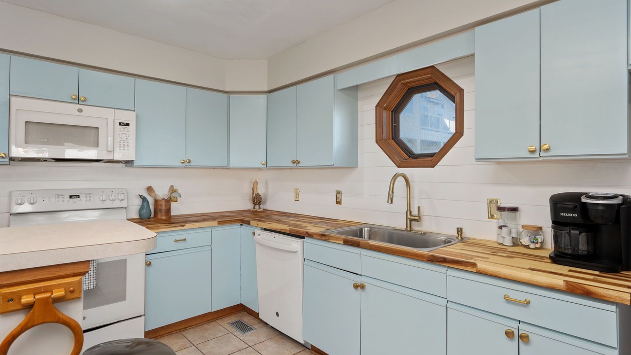 Photo of Kitchen in Carolina Dunes
