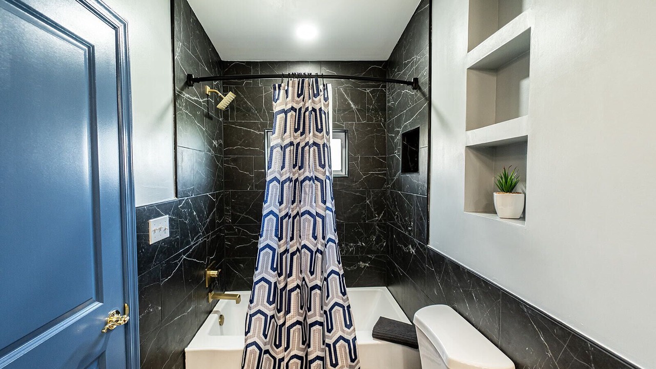 Photo of Bathroom in Fairlawn