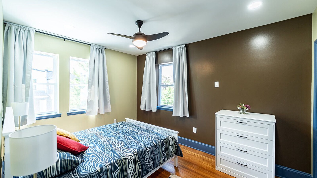 Photo of Bedroom in Fairlawn