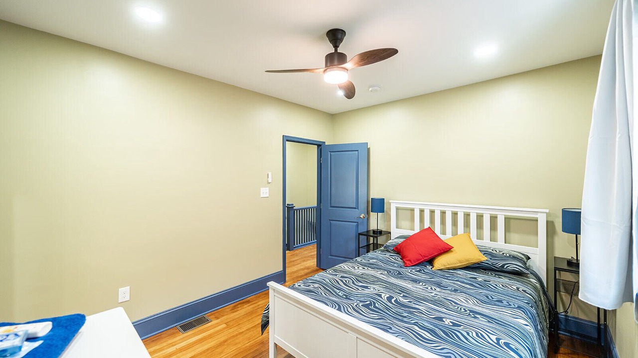 Photo of Bedroom in Fairlawn