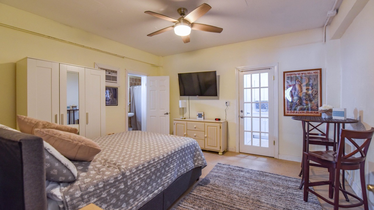 Photo of Bedroom in Cutthroat Harbor Estates