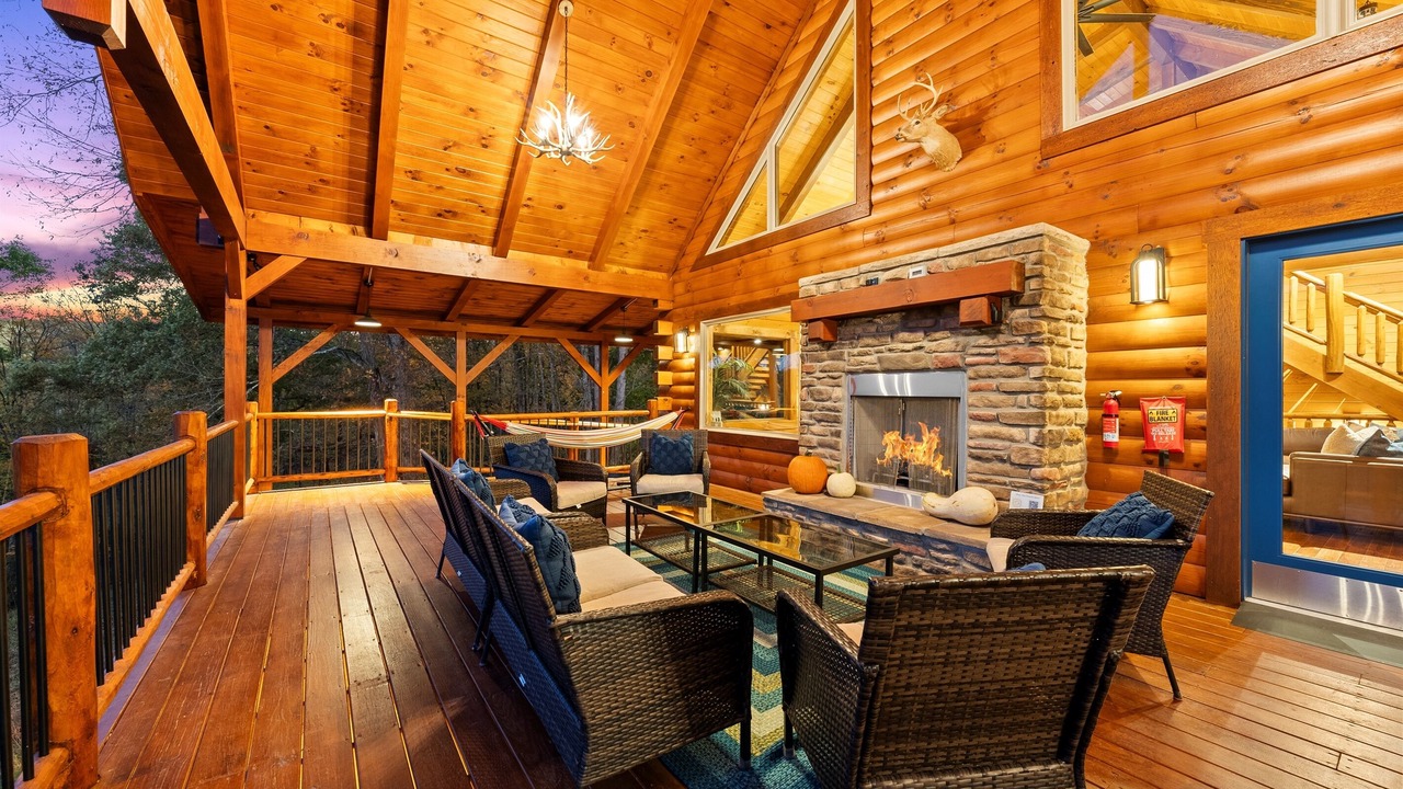 Photo of Livingroom in McArthur