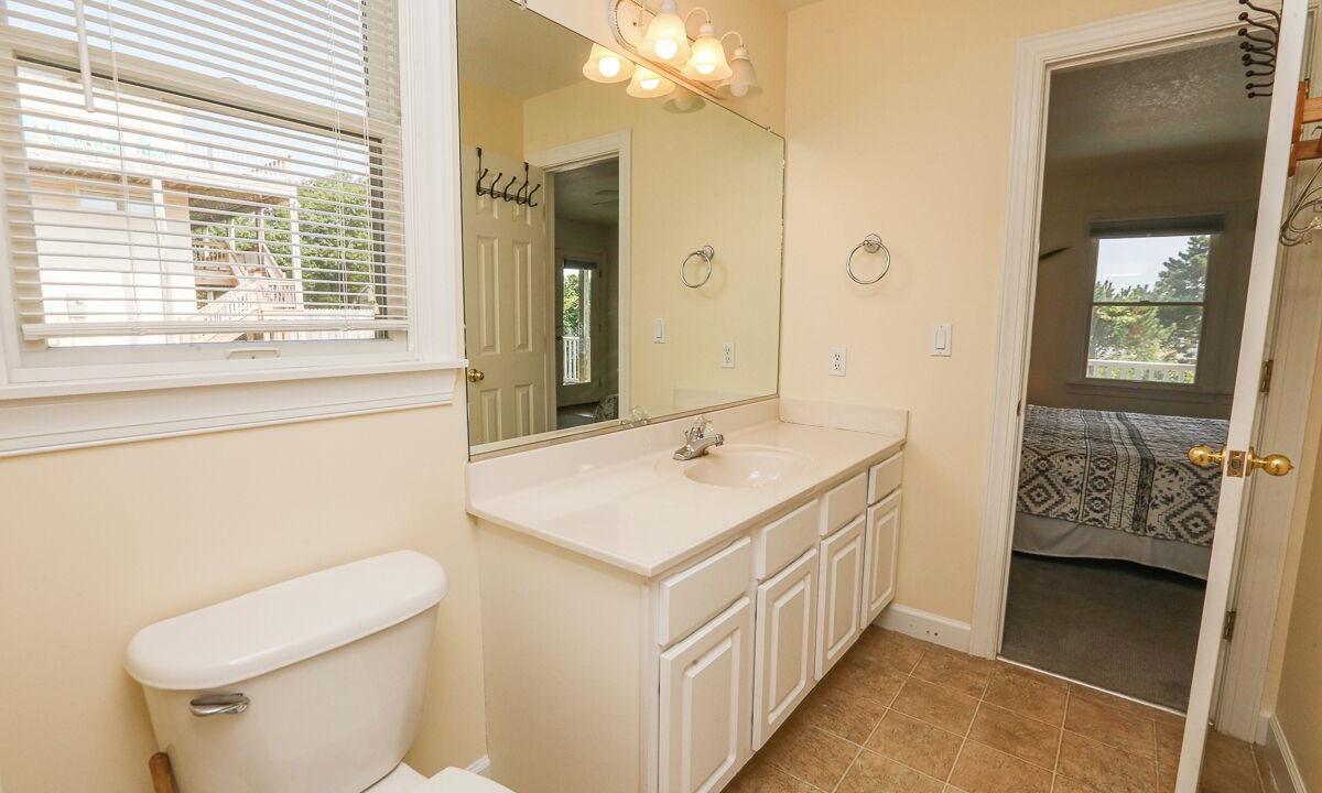 Photo of Bathroom in Carolina Dunes