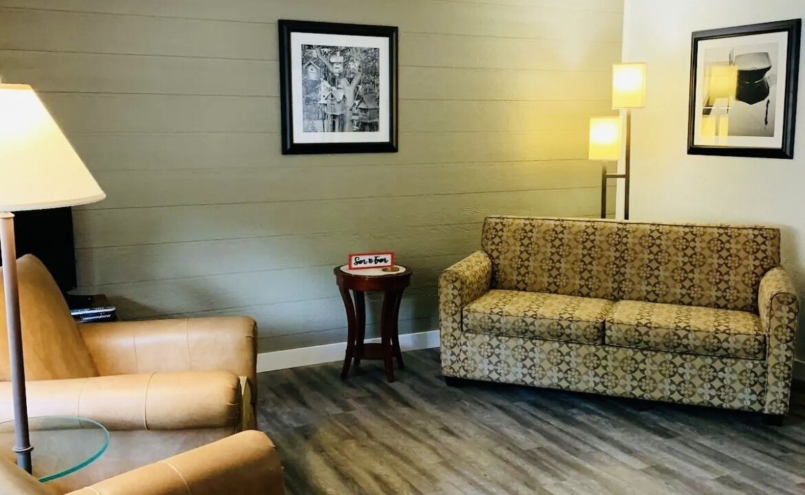 Photo of Livingroom in Shawano
