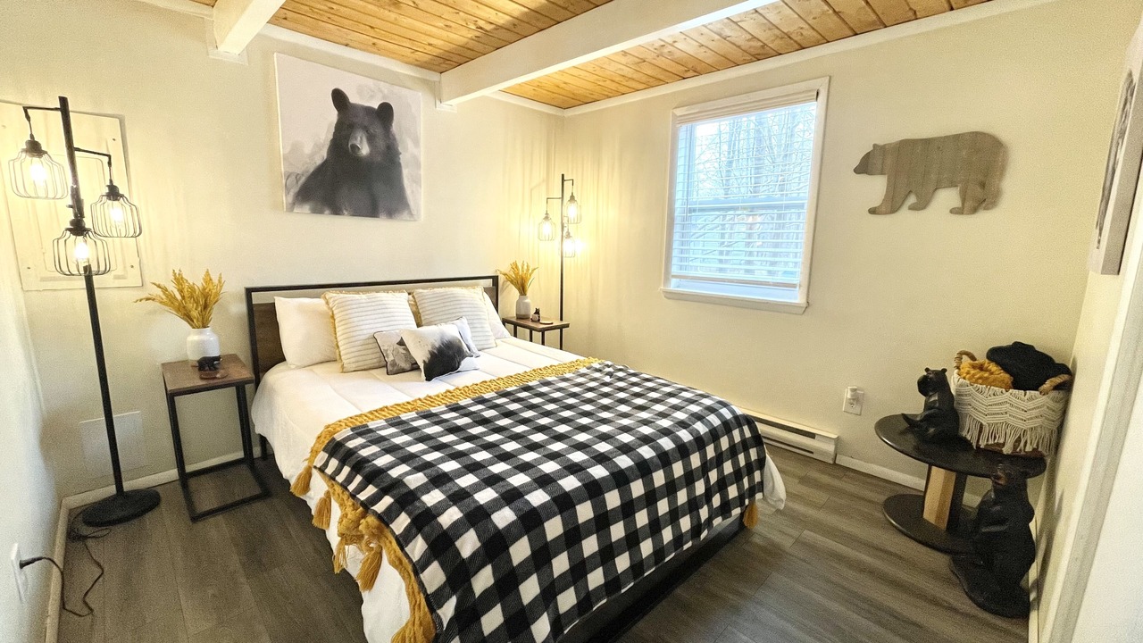 Photo of Bedroom in Tobyhanna