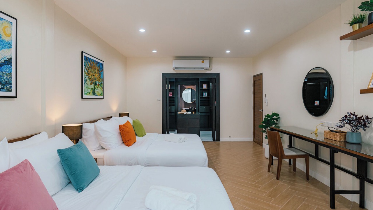 Photo of Bedroom in Wattana